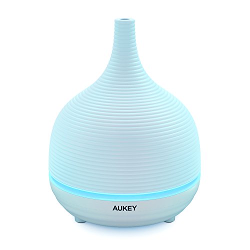 AUKEY Aroma Diffuser Ultraschall 500ml mit 7 Farben Nachtlicht ätherisches Öl Zerstäuber mit Auto-Timer Luftbefeuchter für Spa, Yoga, Schlafzimmer, Kinderzimmer, Wohnzimmer - Weiß