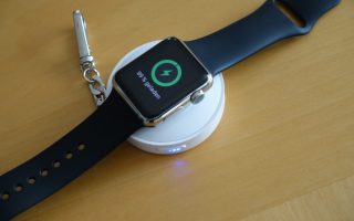 Review: Apple Watch Powerbank mit integriertem Wireless Charging