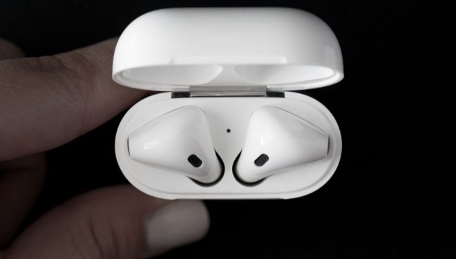 AirPods