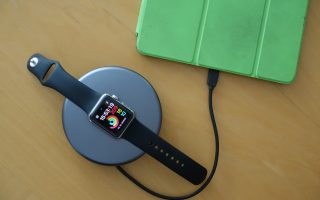 NOMAD Pod Pro: Apple Watch Powerbank und Ladedock