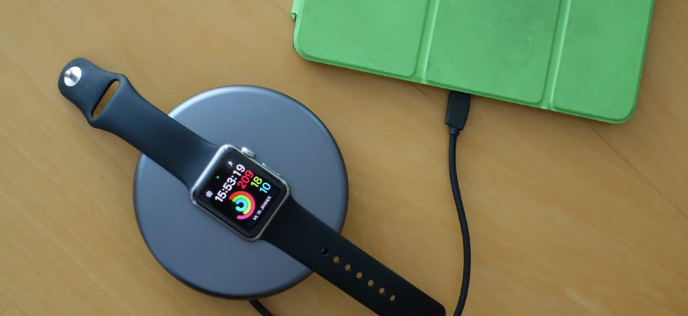 NOMAD Pod Pro: Apple Watch Powerbank und Ladedock