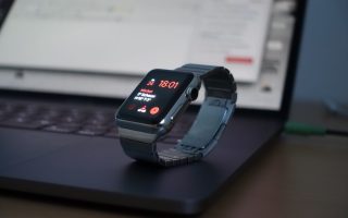 Von Bluestein: Apple Gliederarmband für jedermann