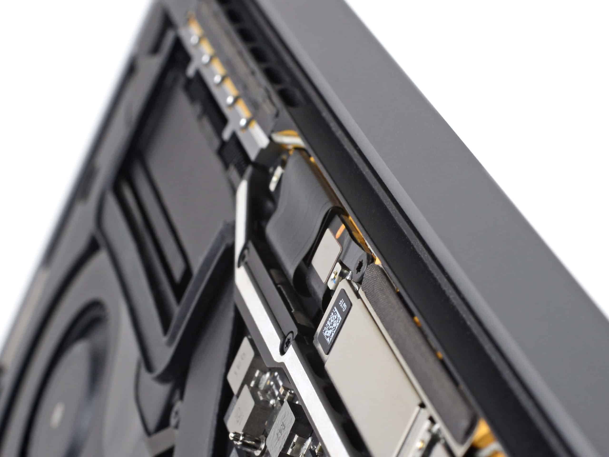 MacBook Pro 2016 Innenleben - iFixit