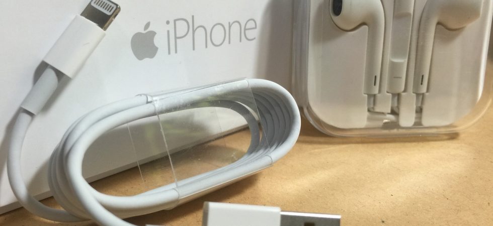 Noch mit EarPods: So liefert Apple in Frankreich das iPhone aus