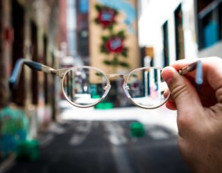 Last Minute-Gerücht: Bringt Apple die Brille in bunten Farben?
