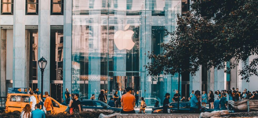 Gewerkschaftlich organisiert: Apple Store-Beschäftigte verlangen mehr Geld und Urlaub